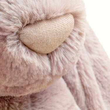 Bashful Luxe Bunny Rosa